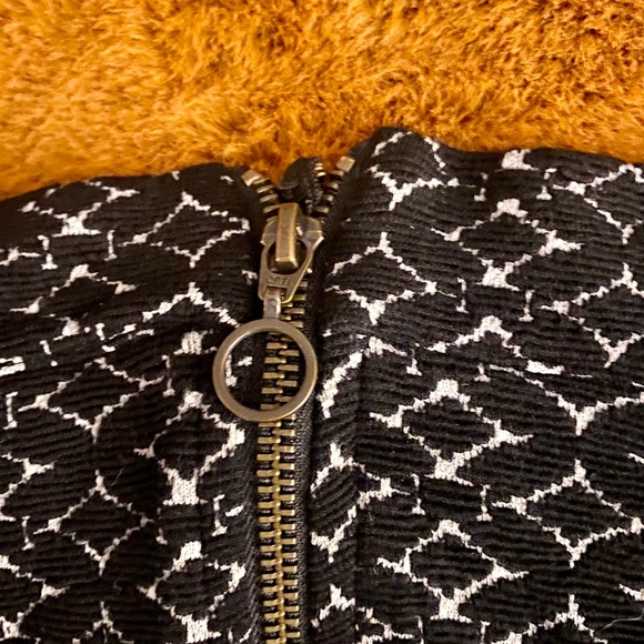 Maeve ❤️ Anthropologie ❤️ Geotile Intarsia Pencil Skirt - Picture 6 of 11